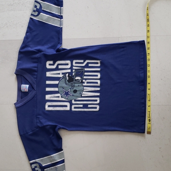 Set of two vintage 80s youth size Dallas Cowboys shirts - Picture 5 of 15